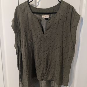 Universal Thread flowy tee